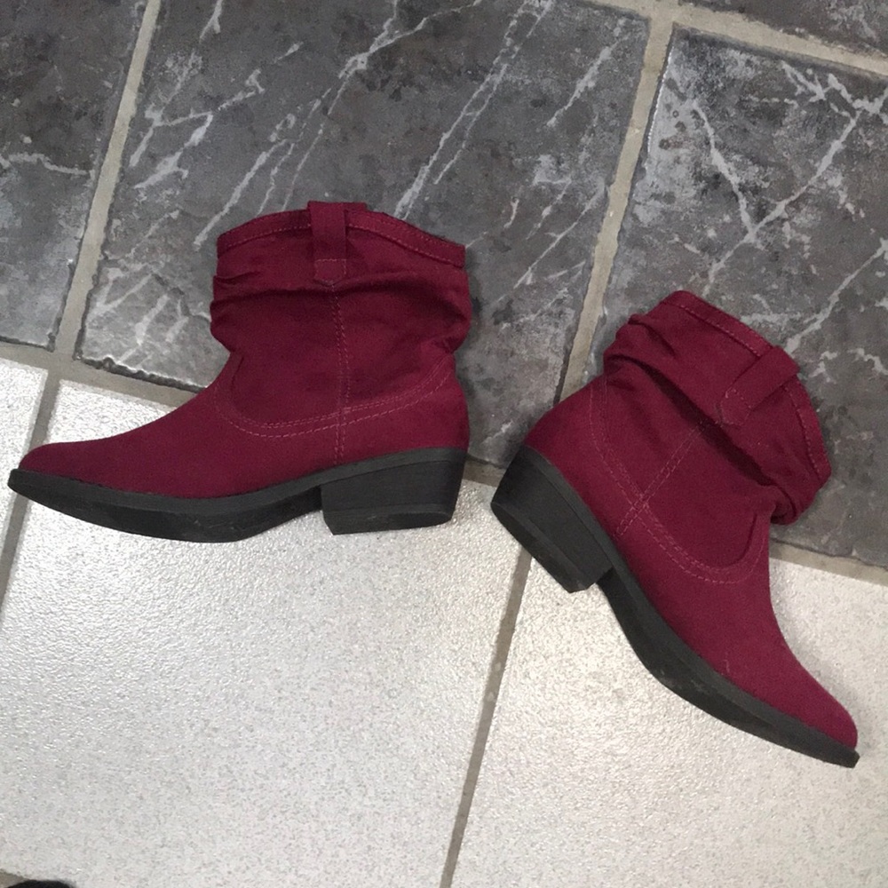 Trend Report Western Boots.   8.5